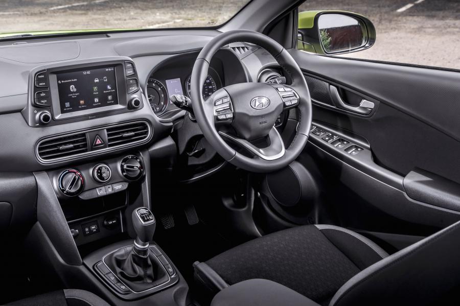 Торпедо Hyundai Kona Play (OS) 2019 года  (UK) (фото 5 из 26)
